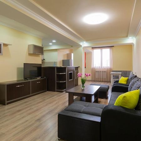 Umba Apartment N5 - Balcony And Mount Ararat View Jerevan Eksteriør bilde